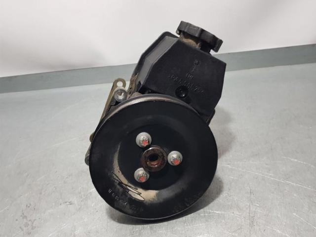 MERCEDES A0024661001 Bomba de dirección asistida  disponible España