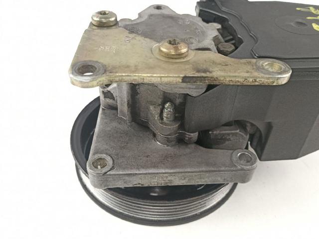 MERCEDES A0024661001 Bomba de dirección asistida  comprar en Murcia