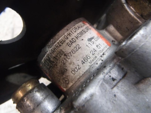 MERCEDES A0024661201 Bomba de dirección asistida  comprar en Murcia
