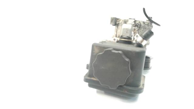 A0024661201 MERCEDES Bomba de dirección asistida  comprar en Jaén