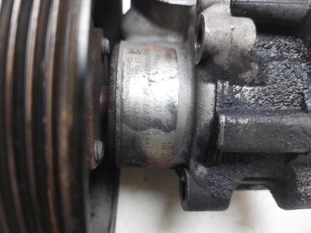 A0024662201 MERCEDES Bomba de dirección asistida  comprar en Oviedo