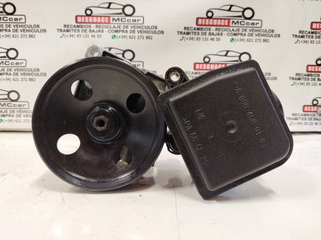MERCEDES A0024662401 Bomba de dirección  en stock Valencia