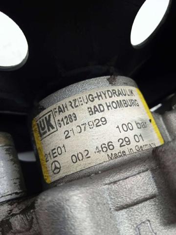 A0024662901 Bomba de dirección asistida  comprar en Reus