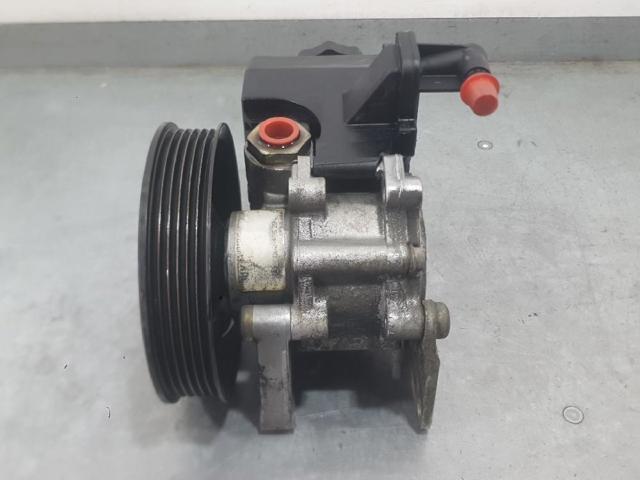 A0024662901 MERCEDES Bomba de dirección  en stock Gandía