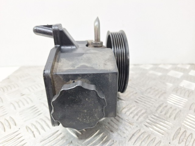A0024662901 MERCEDES Bomba de dirección comprar Madrid