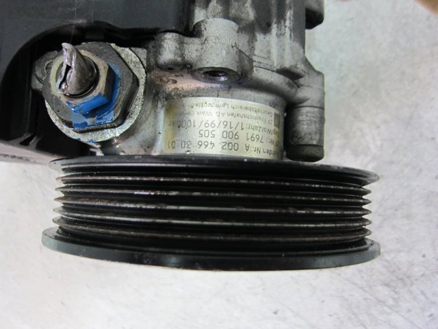 MERCEDES A0024663001 Bomba de dirección comprar Barcelona