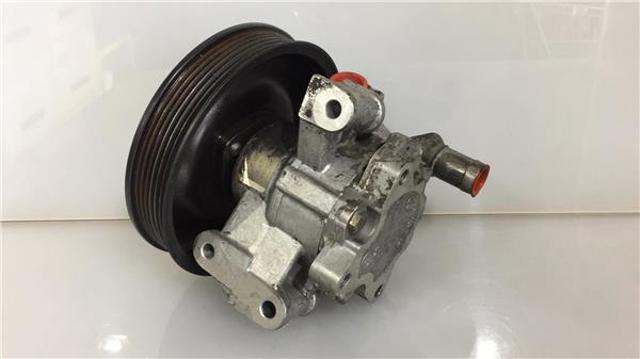 A0024666901 Bomba de dirección asistida  comprar en Zaragoza