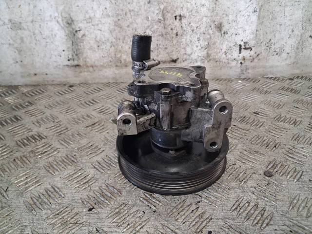 MERCEDES A0024667001 Bomba de dirección asistida  disponible España
