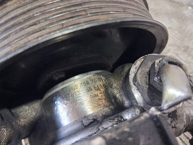MERCEDES A0024667001 Bomba de dirección  en stock Terrassa