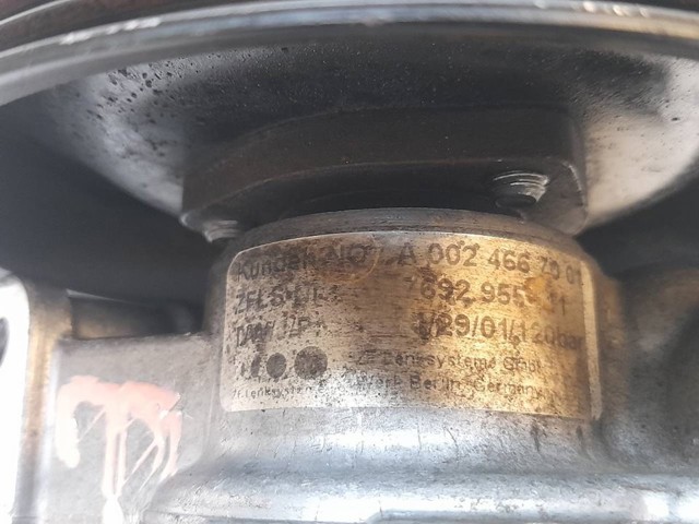 MERCEDES A0024667001 Bomba de dirección comprar Pamplona