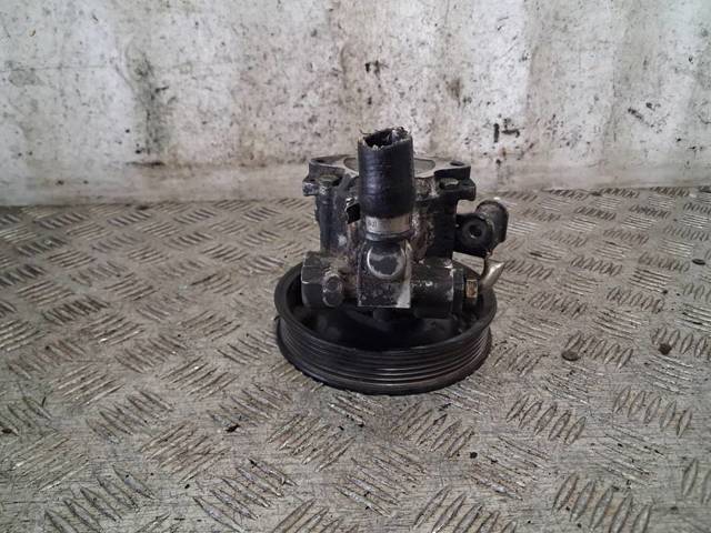 A0024667001 Bomba de dirección asistida  comprar en Reus