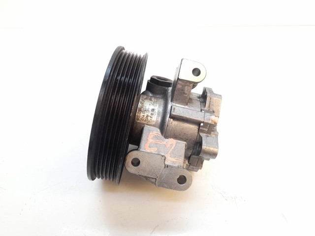 A0024667001 MERCEDES Bomba de dirección  en stock Córdoba