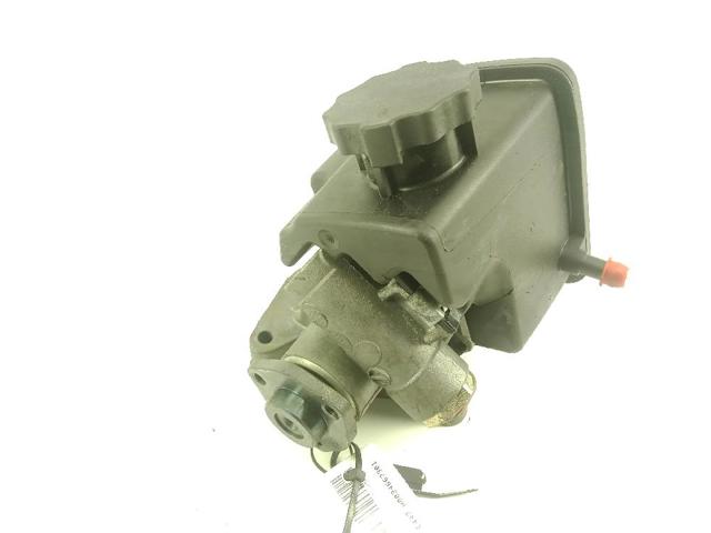A0024667301 Bomba de dirección asistida  comprar en Reus