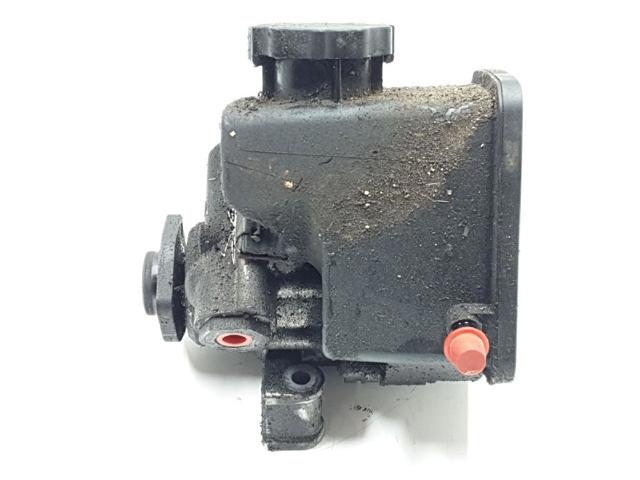 A0024667301 MERCEDES Bomba de dirección  en stock Córdoba