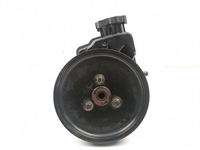A0024667401 Bomba de dirección asistida  comprar en Pontevedra