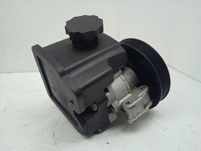 MERCEDES A0024667401 Bomba de dirección  en stock Terrassa