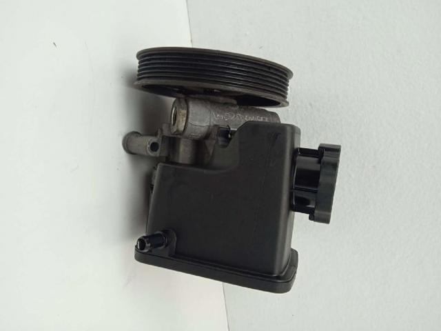 MERCEDES A0024667401 Bomba de dirección asistida  disponible España