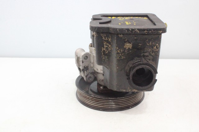 MERCEDES A0024667601 Bomba de dirección asistida  comprar en Albacete