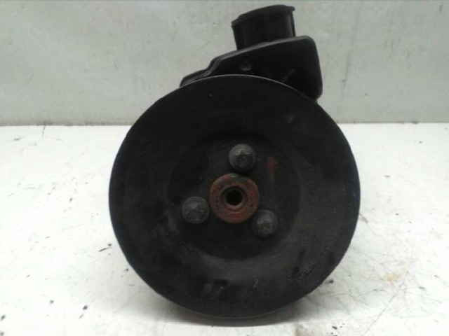 A0024667601 MERCEDES Bomba de dirección  en stock Huelva