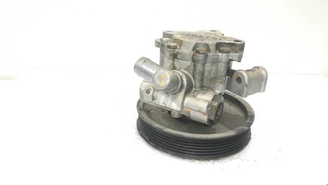 A0024668901 MERCEDES Bomba de dirección comprar Madrid