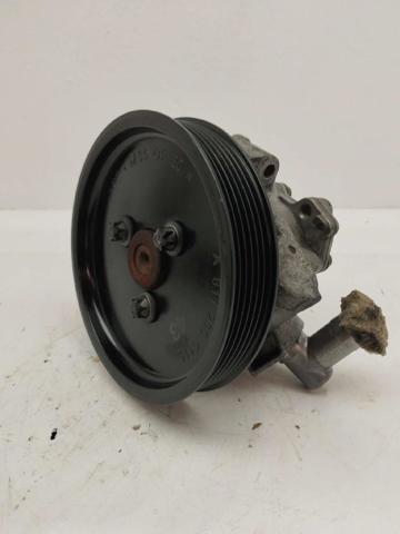 A0024669001 MERCEDES Bomba de dirección  en stock Córdoba