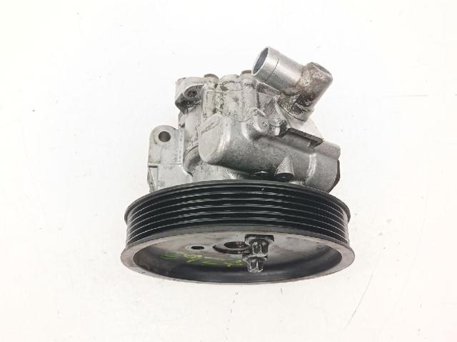 A0024669401 MERCEDES Bomba de dirección  en stock Gandía