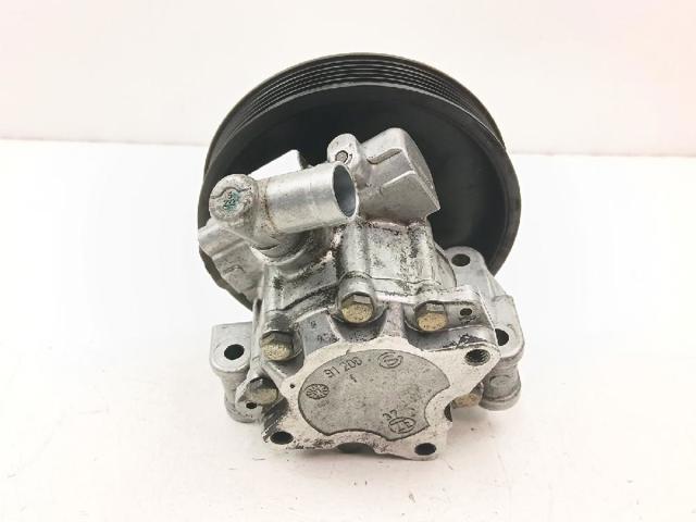 A0024669401 Bomba de dirección asistida  comprar en Zaragoza