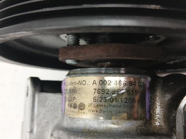 A0024669401 Bomba de dirección asistida  comprar en Zaragoza