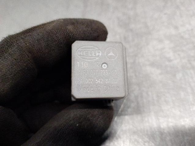 A0025428719 Mercedes