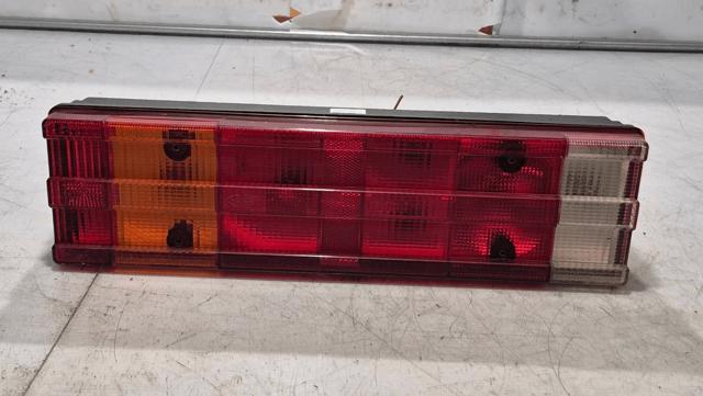 Piloto trasero izquierdo A0025445503 MERCEDES
