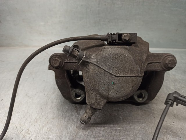 MERCEDES A0034202283 Pinza de freno delantera derecha  en stock Terrassa