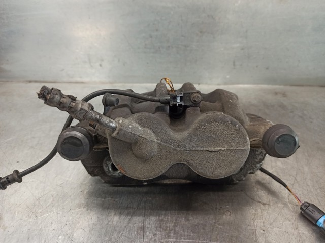 A0034208683 MERCEDES Pinza de freno delantera derecha comprar Alcalá