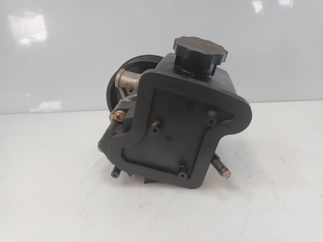 A0034664101 MERCEDES Bomba de dirección comprar Madrid