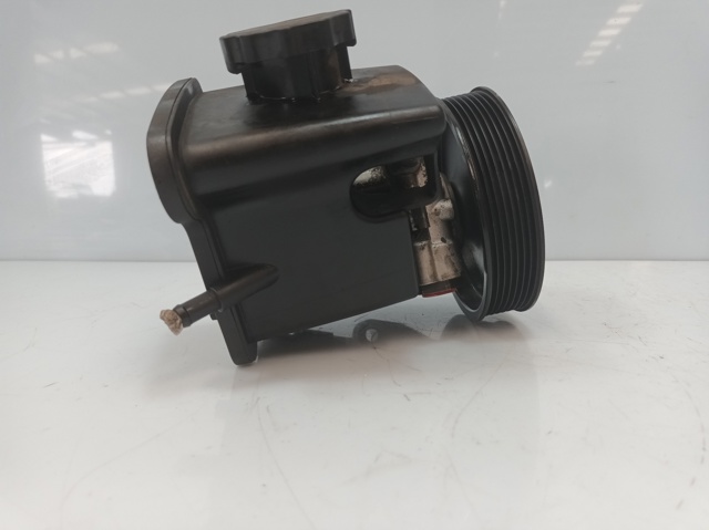 MERCEDES A0034664101 Bomba de dirección asistida  disponible Valladolid