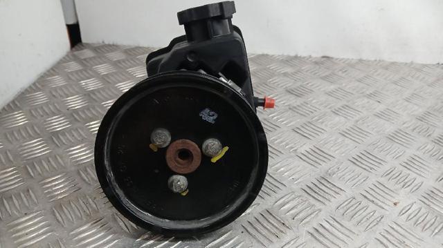 Bomba hidráulica de dirección A0034664301 MERCEDES