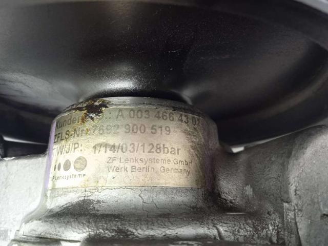 A0034664301 Bomba de dirección asistida  disponible Málaga