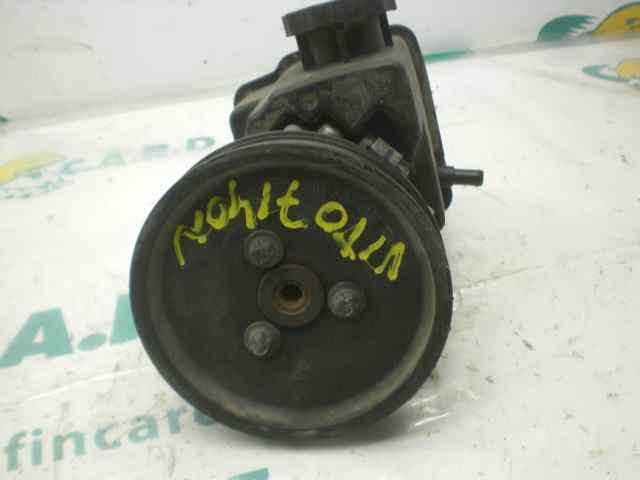 Bomba de dirección asistida  A003466720 MERCEDES