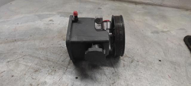 A0034667201 Bomba de dirección asistida  disponible Utrera