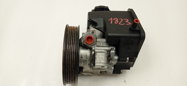 A0034667201 MERCEDES Bomba de dirección  en stock Córdoba
