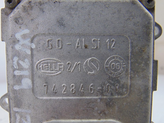 A0038205826 Módulo de control de luces de faros (ECU)  en stock Castellón