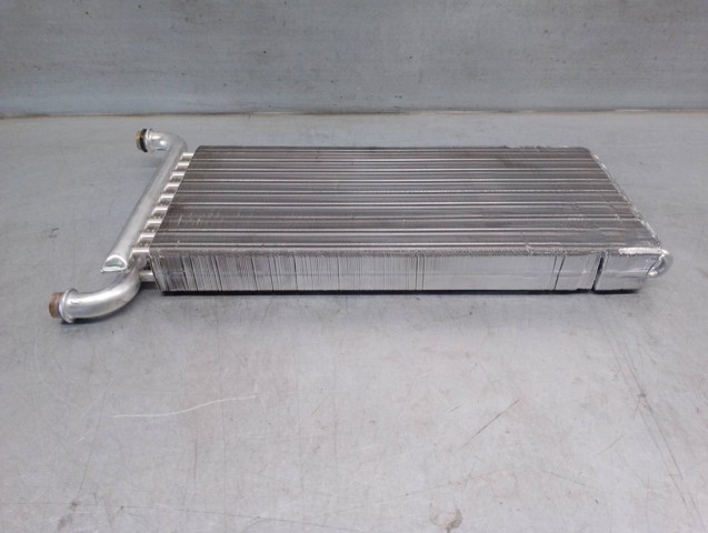 A0038358901 Radiador calefacción  en stock Granada