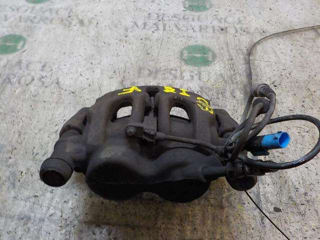 A0044205583 MERCEDES Pinza de freno delantera izquierda  en stock Huelva