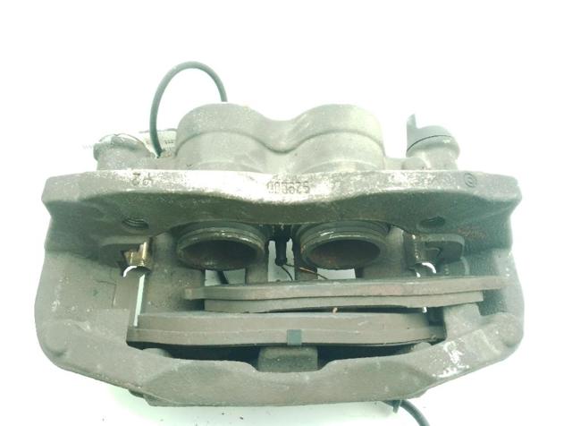 A0044205683 Pinza de freno delantera derecha  disponible Málaga