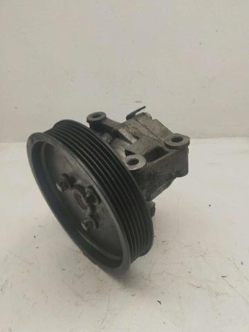 A0044661301 MERCEDES Bomba de dirección  en stock Huelva