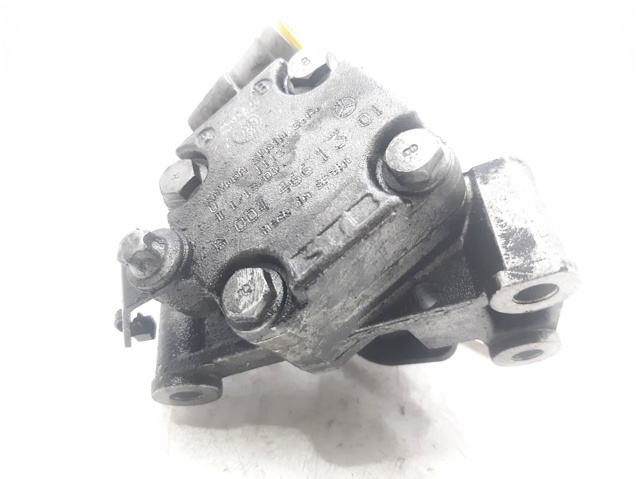 MERCEDES A0044661301 Bomba de dirección comprar Barcelona