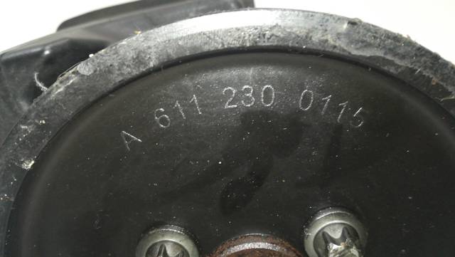 A0044662001 Bomba de dirección  en stock Sabadell