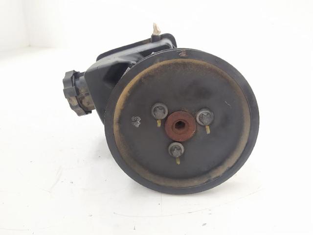 A0044662001 Bomba de dirección asistida  disponible Utrera