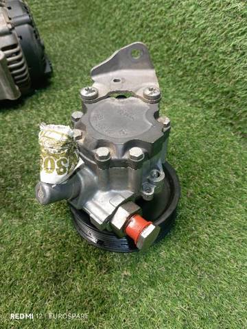 A0044668301 Bomba de dirección asistida  comprar en Pontevedra