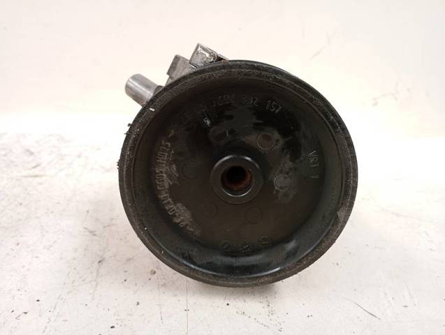 A0044668301 MERCEDES Bomba de dirección asistida  disponible Ourense
