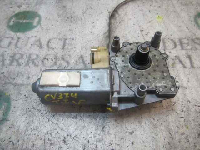 Motor eléctrico, elevalunas, puerta trasera izquierda A0048201742 Mercedes
